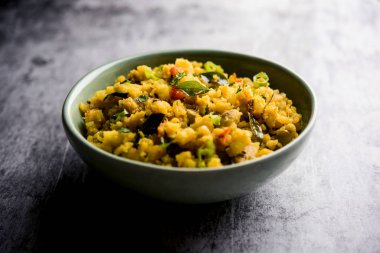 Aloo ka bharta, sabzi Hindistan 'dan baharatlı patates püresi ile yapılan lezzetli bir yemektir. Özellikle Hindistan' ın kuzey kesimlerinde hazırlanır.