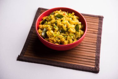 Aloo ka bharta, sabzi Hindistan 'dan baharatlı patates püresi ile yapılan lezzetli bir yemektir. Özellikle Hindistan' ın kuzey kesimlerinde hazırlanır.