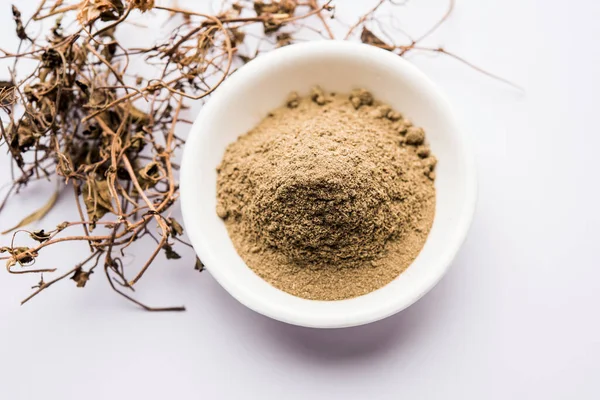 Organik Maha Bhringraj ayurvedic tozu 