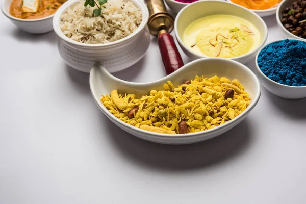 Happy Holy Koncept Visar Indiska Diverse Lunch Mat Som Kyckling — Stockfoto