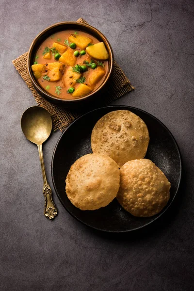 Aloo Puri Caril Batata Com Poori Frito Popular Menu Café — Fotografia de Stock