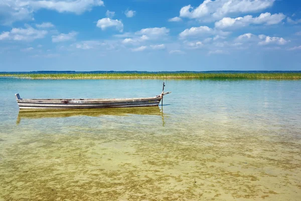 Landscape Lake Beach Fishing Boat Reeds — Stock Photo, Image