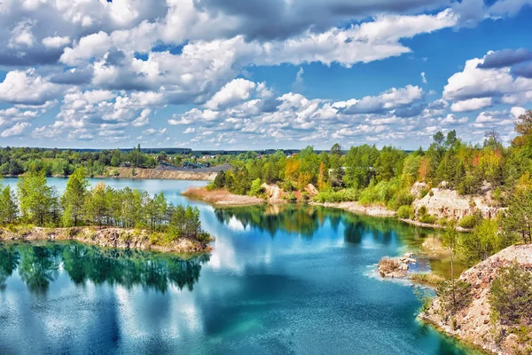 Autumn Landscape Lake Rocky Shores Forest Them Trees Yellowed Leaves — Stock Photo, Image