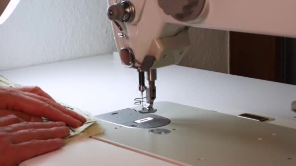 Artisanat Artisanal Entraînement Couture Une Machine Coudre Coud Une Ficelle — Video