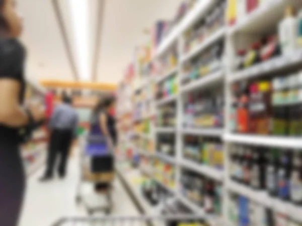 Размытый супермаркет или склад для фонового склада — стоковое фото