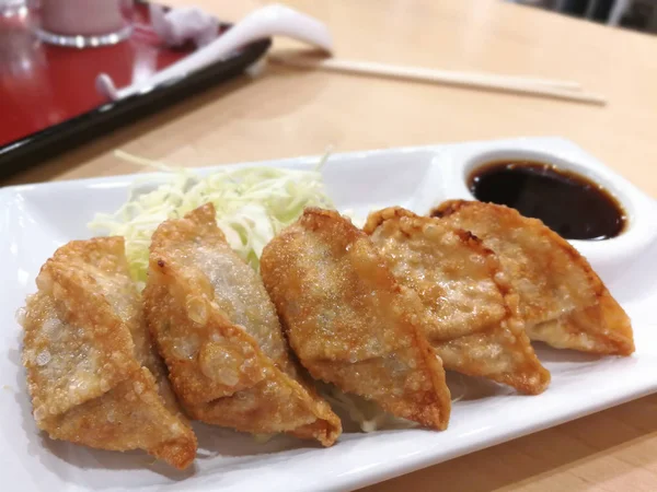 Azjatycka tradycja jedzenia, Gyoza — Zdjęcie stockowe