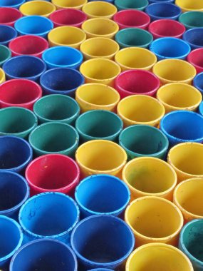 Renkli Pvc plastik boru kesme 