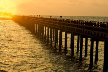 Arka plan, turistik Tayland günbatımında bulanıklık