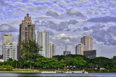 Gün ışığı ile gece Bangkok şehir