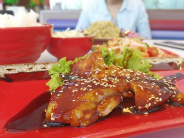 Masaya Japon yiyecek dahil