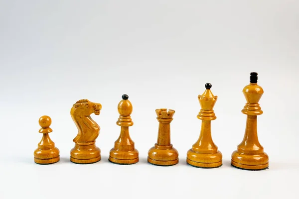 白い背景のチェス駒 — ストック写真