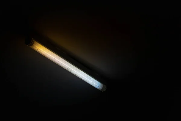 Люмінесцентна Лампа Вночі Стелі — стокове фото