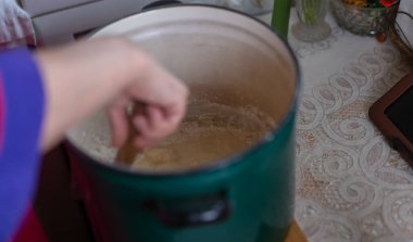 Bir çırpma ile metin çırpma