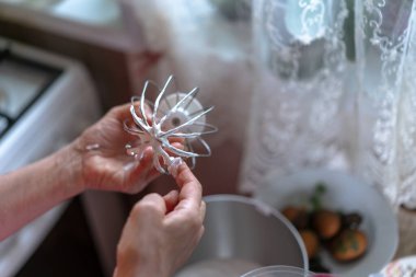 Kırbaçlandıktan sonra çırpılmış krema