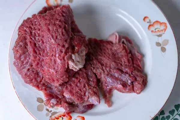 煮熟的生肉 — 图库照片