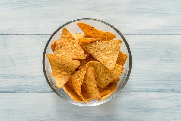 Nachos en el tazón de cristal — Foto de Stock