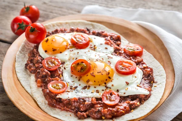 Huevos Rancheros mexikói sült tojás — Stock Fotó