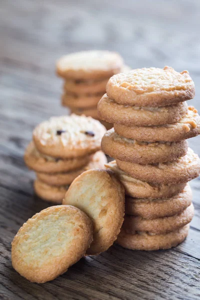 Boter cookies op de houten tafel — Stockfoto