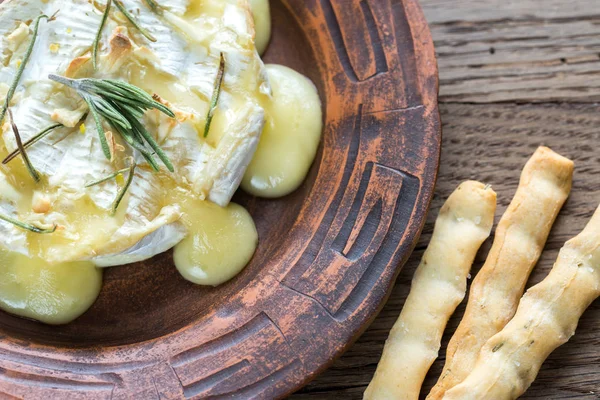 Brânză Camembert coaptă — Fotografie, imagine de stoc