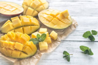 mango yarısı