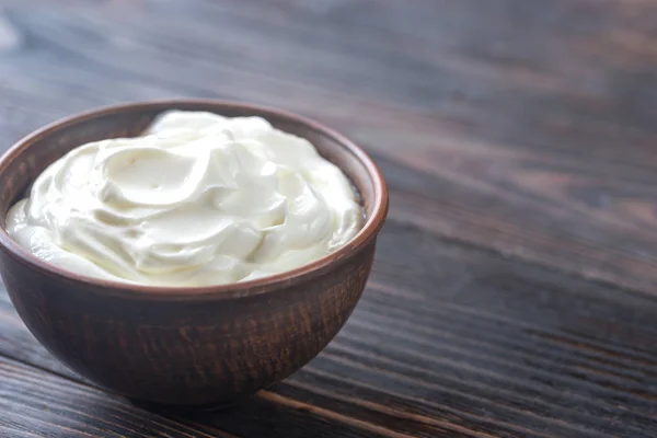 Kom van Griekse yoghurt — Stockfoto