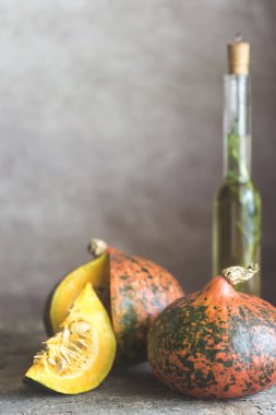 İki hokkaido kabaklar