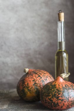 İki hokkaido kabaklar