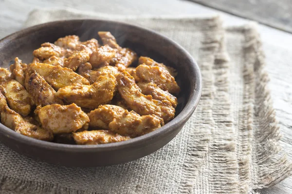 Tereyağı tavuk bölümünü