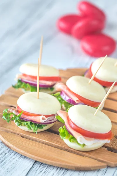Sandwichs Mini Fromage Prosciutto — Photo