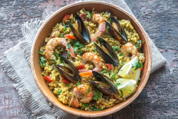 Tigela de paella de frutos do mar — Fotografia de Stock