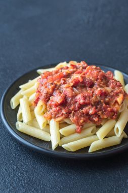 Arrabbiata soslu penne bölümünü