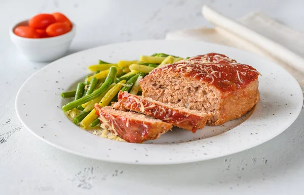 Meatloaf dengan kacang hijau — Stok Foto