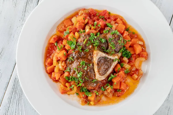 Ossobuco Italiaanse Specialiteit Met Kalfsschenkel Groenten — Stockfoto