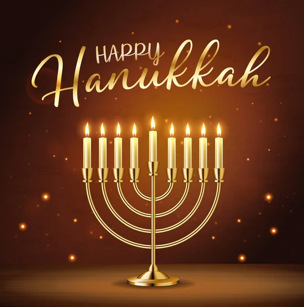 Tarjeta de felicitación feliz Hanukkah con inscripción de oro y menorá realista de oro, candelero con velas encendidas — Vector de stock