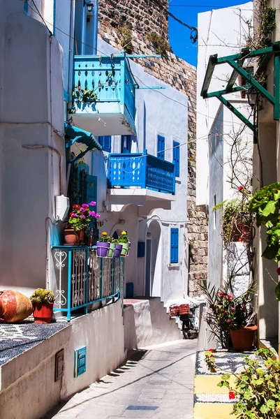 Kleurrijk straat in Lindos — Stockfoto