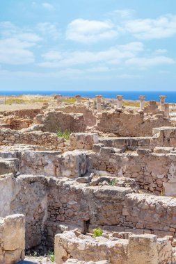 Antik Yunan tapınağının kalıntıları, Saranda Kolones