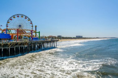 Santa Monica, California, Usa - 10 Nisan 2019: Santa Monica, Kaliforniya 'da Santa Monica İskelesi.