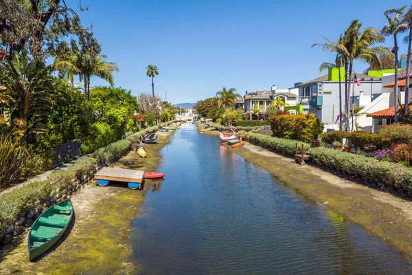 Le quartier historique du canal de Venise. Venice Canals en Californie du Sud à Los Angeles. États-Unis — Photo