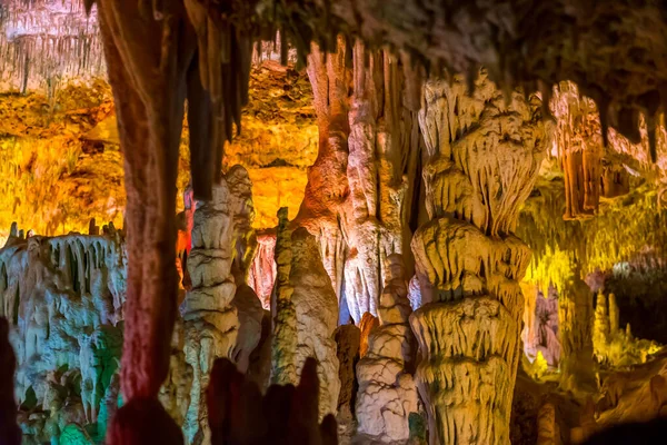 Formations of stalactites and stalagmites in a cave. Mallorca, Spain — Stock Photo, Image