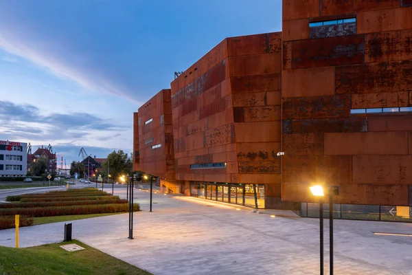 Gdansk, Polonya - 2 Ekim 2016: Avrupa Dayanışma Merkezi 'nin (Ecs) inşası - Dayanışma Devrimi ve Avrupa' daki komünizmin çöküşü anısına müze