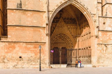 Mallorca, İspanya - 8 Mayıs 2019: La Seu, the gotik katedral de Santa Maria de Palma de Mallorca, Baleares, İspanya.