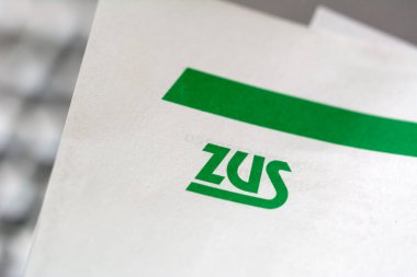 Gdansk, Polonya - 31 Mart 2020: ZUS (Ulusal Sosyal Sigorta Şirketi) logosu