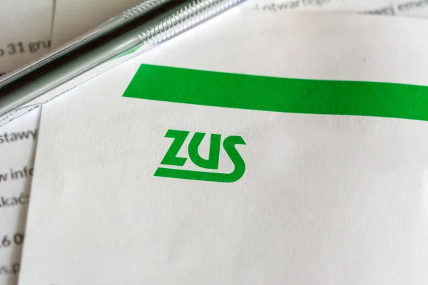 Gdańsk Polska Marca 2020 Logo Zus Kartce Papieru — Zdjęcie stockowe