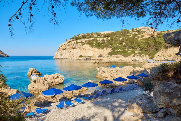 Anthony Quinn Körfezi, Rhodes adasında gözlerden uzak bir plaj. Yunanistan
