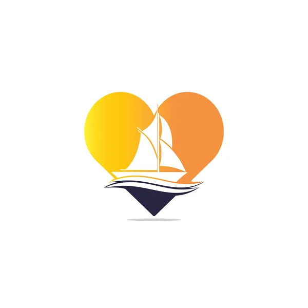 Yacht Coração Forma Logotipo Design Yachting Clube Iate Esporte Equipe —  Vetores de Stock