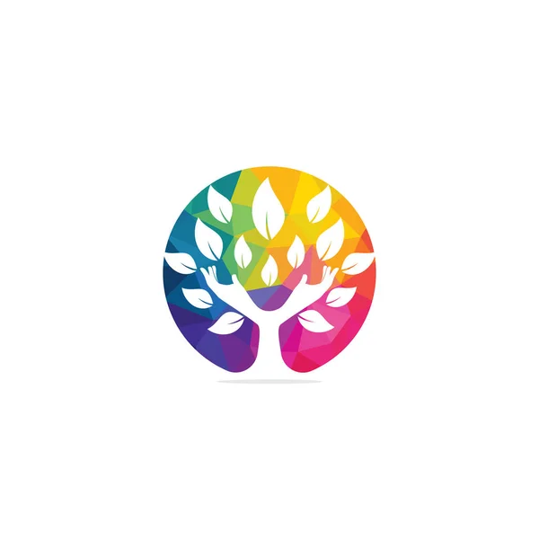 Creative Green Hand Tree Logo Design Natural Products Logo Cosmetics — Stock Vector