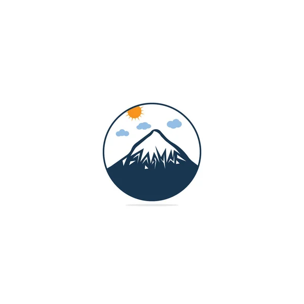 Mountain Logo Design Template Vorhanden Berge Mit Sonne Logo Runde — Stockvektor