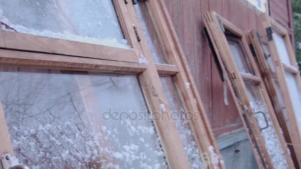 Verlaten Windows In de Winter — Stockvideo