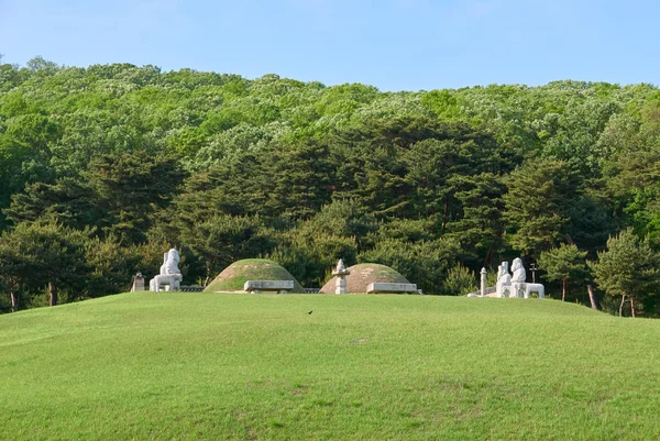 Gimpo Jangneung, Wonjong mıyım ve eşi
