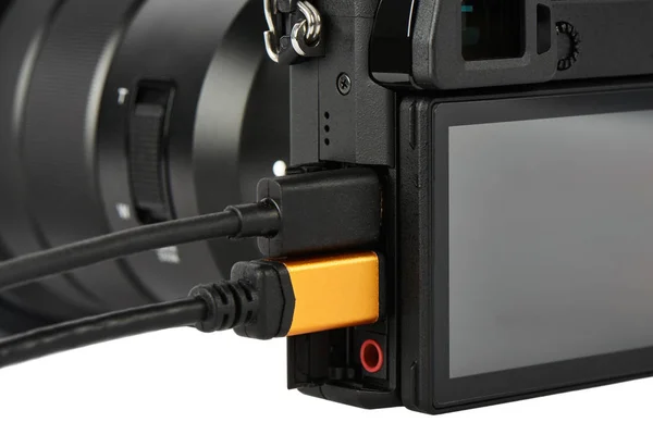 Bir dijital fotoğraf makinesi gövdesi üzerinde terminalleri — Stok fotoğraf
